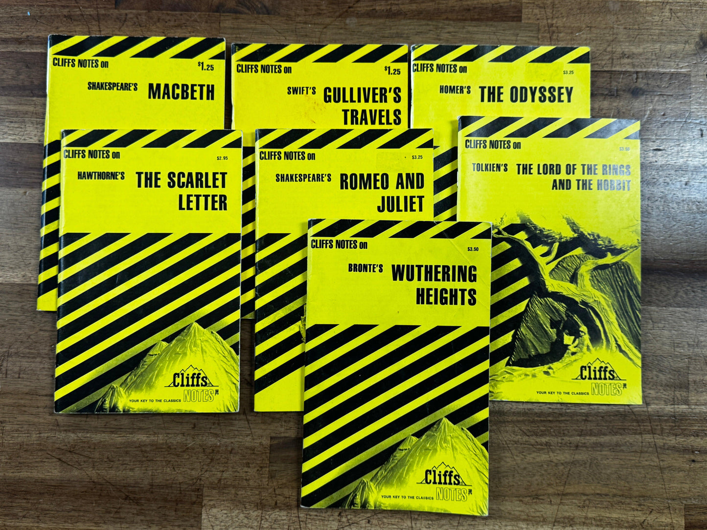 Cliff Notes - Lot of 7 Classic Literature & Fiction - Condition GOOD
