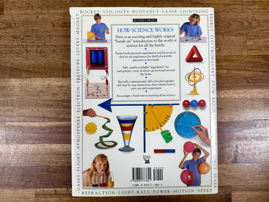 How Science Works – Judith Hann (Hardcover)