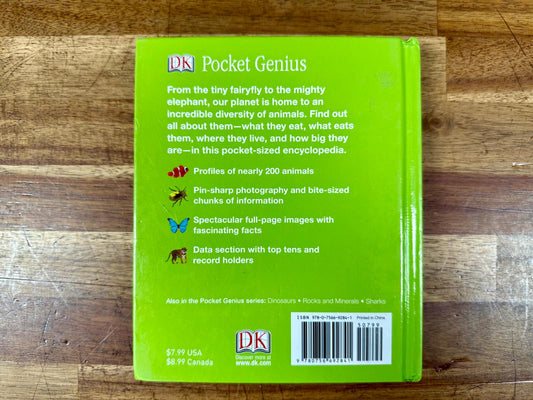 Animals: Facts at Your Fingertips (DK Pocket Genius)