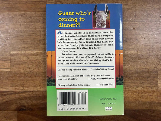 A Llama in the Family - Johanna Hurwitz (Good)