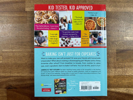 The Complete Baking Book for Young Chefs (VG)