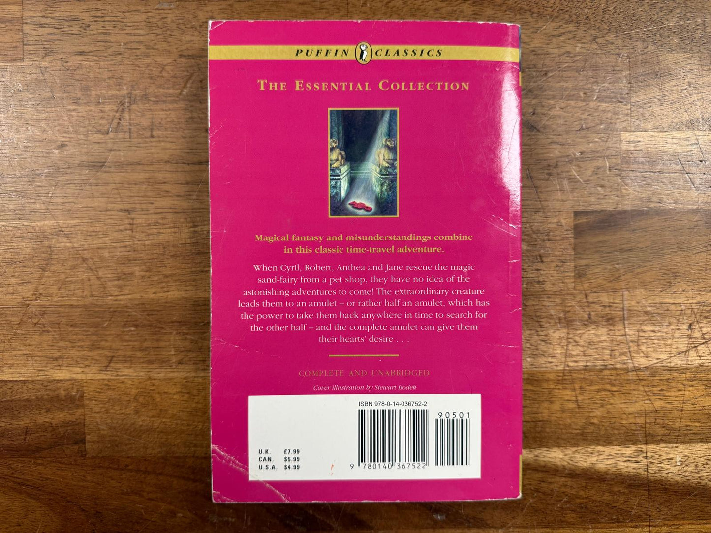 The Story of the Amulet - E Nesbit, Puffin Classics (VG)