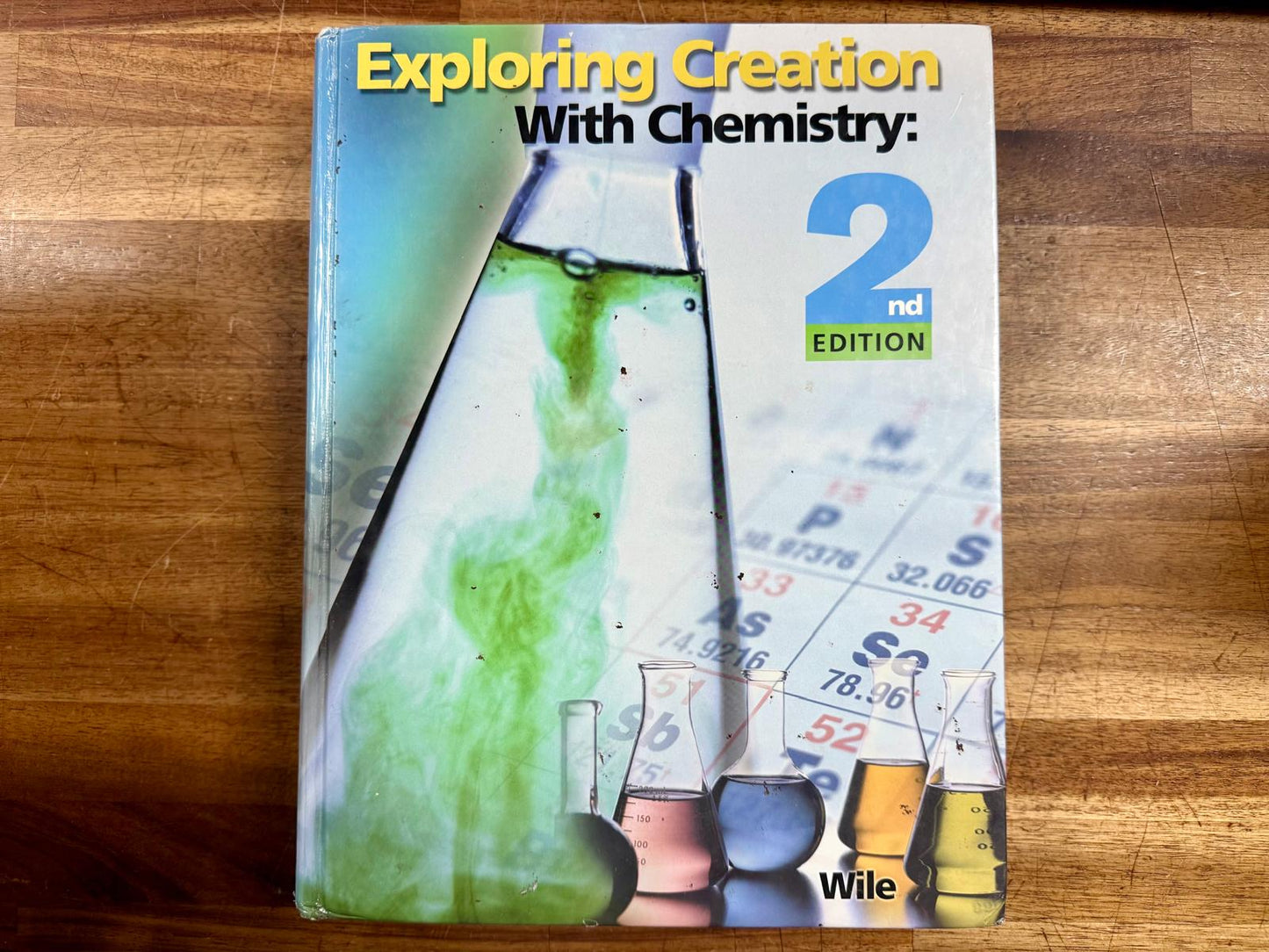 Apologia Exploring Creation w. Chemistry 2nd Ed Textbook