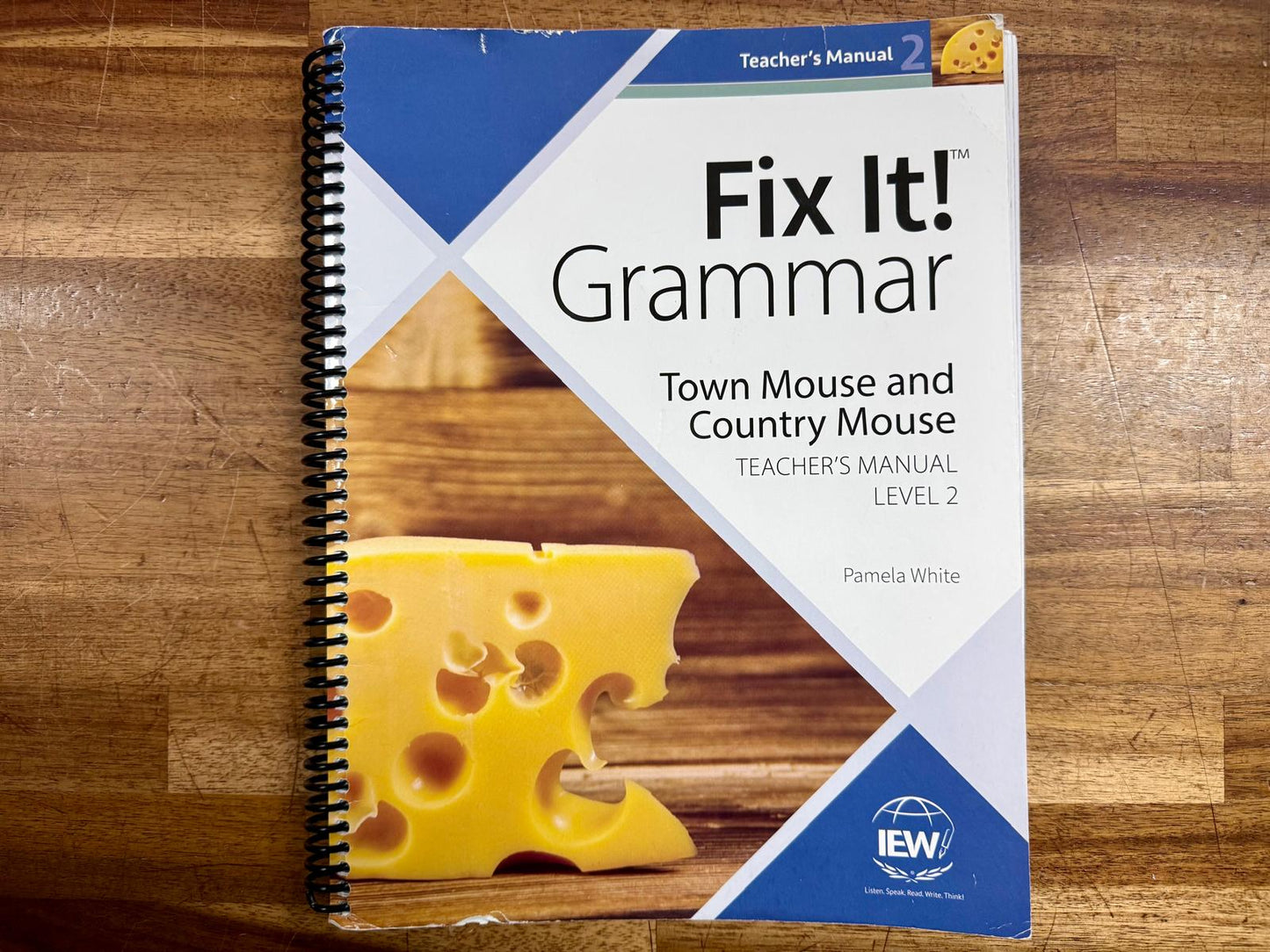 Fix It Grammar: Town Mouse & Country Mouse Teacher Manual Lvl 2