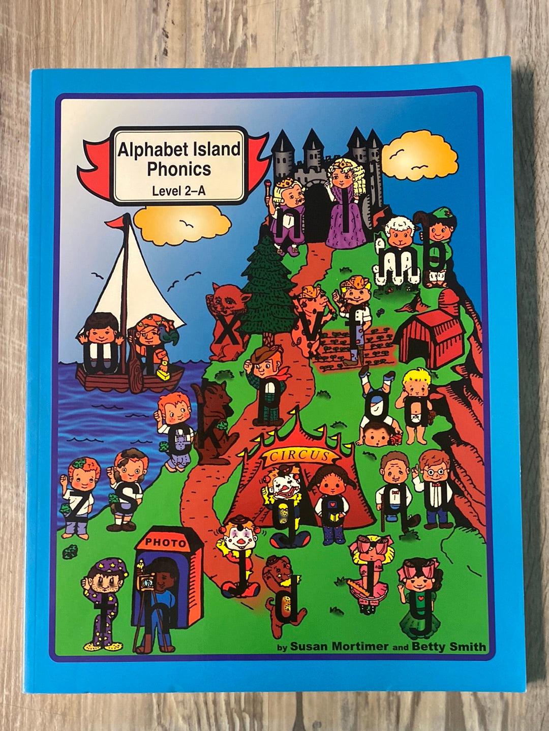 Alphabet Island Phonics Level 2 Teacher + Student Books
