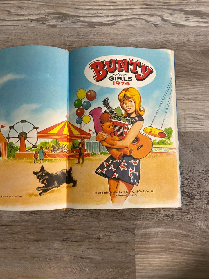 Bunty For Girls 1974