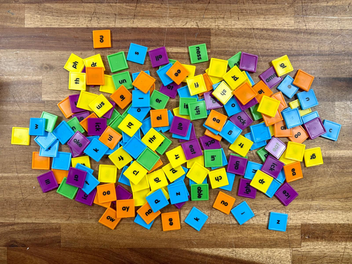 Phonics Tiles 176 pcs Ages 5+, missing Instruction Sheet