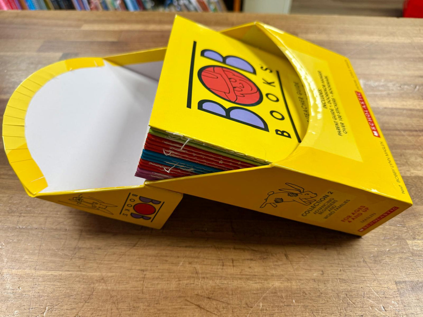 Bob Books Collection 2 Advancing Beginners Word Families