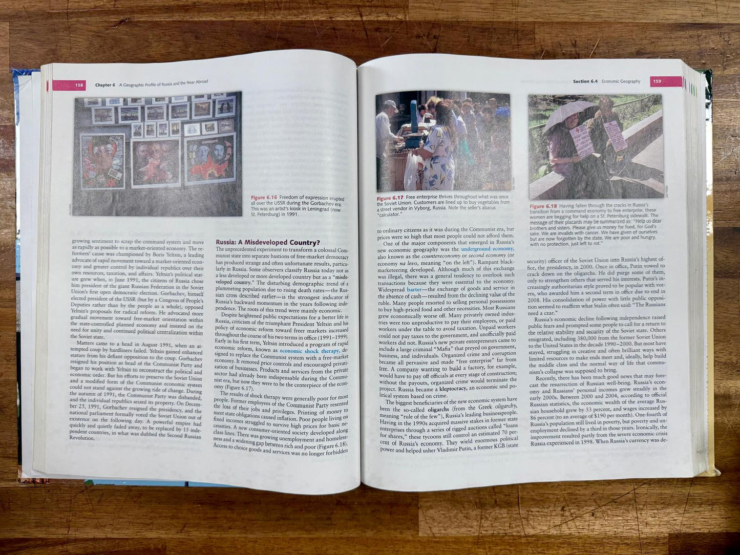 Essentials of World Regional Geography - Hobbs & Salter 5th Ed