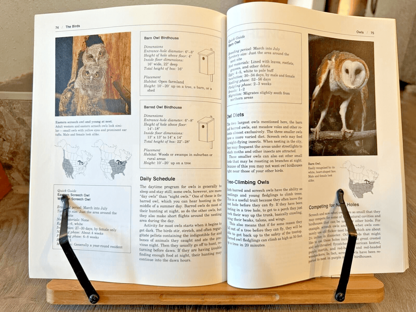 The Complete Birdhouse Book: The Easy Guide to Attracting Nesting Birds