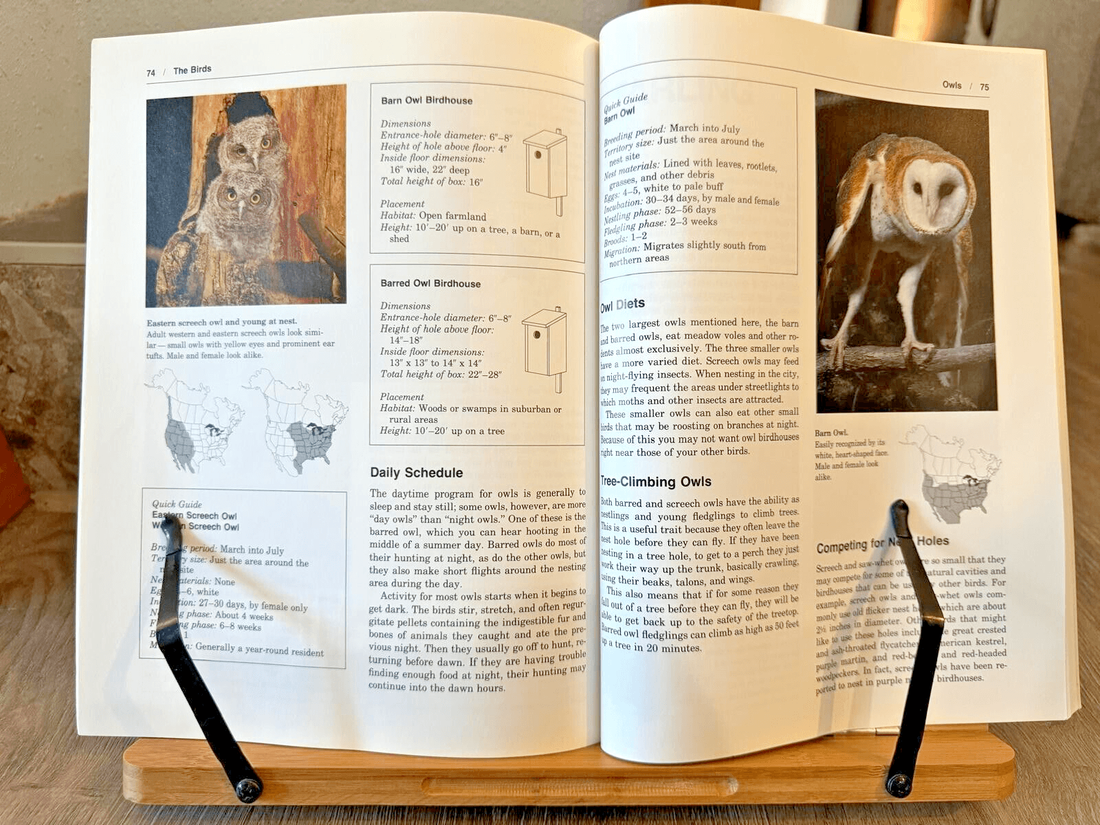 The Complete Birdhouse Book: The Easy Guide to Attracting Nesting Birds