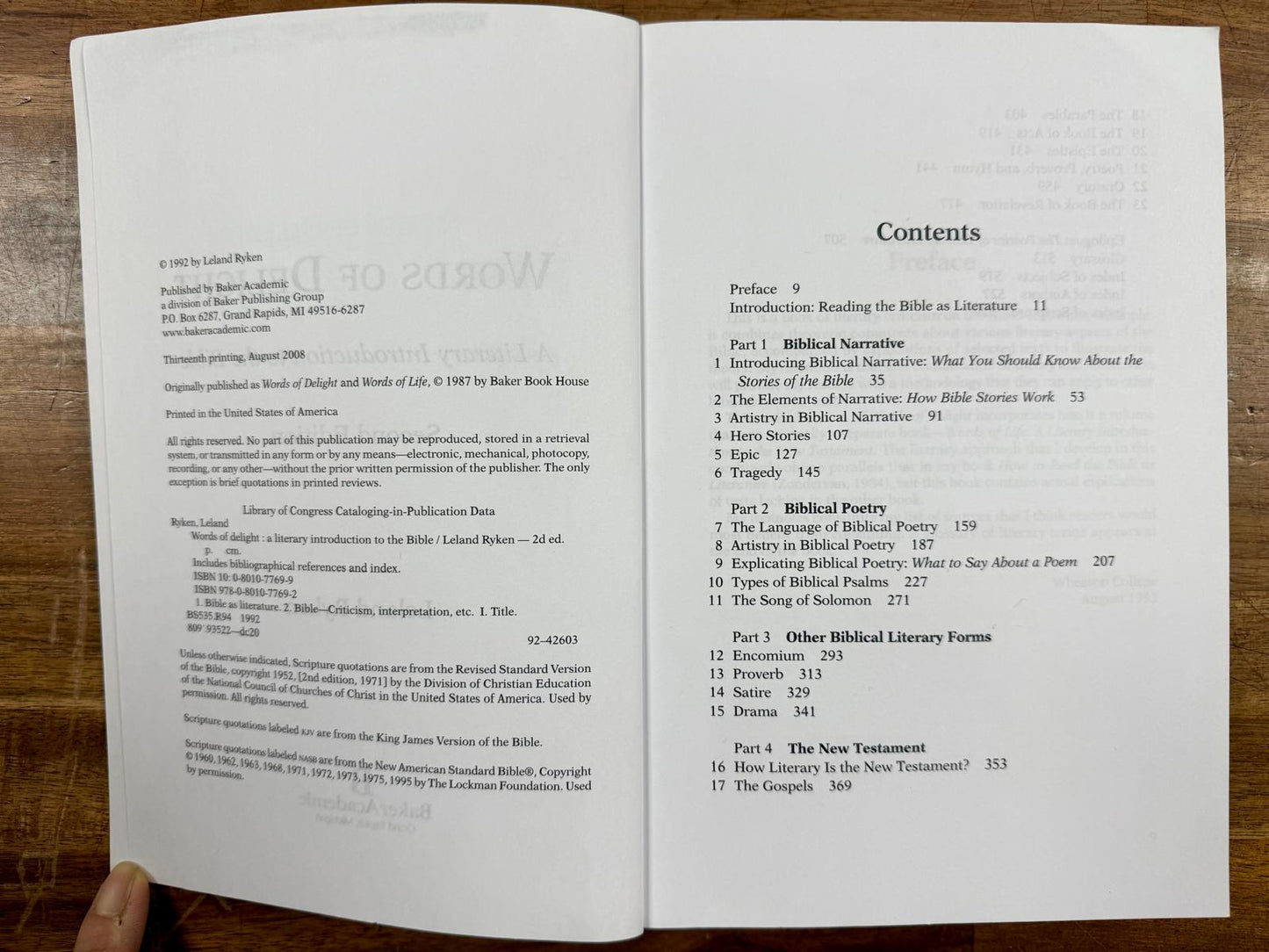 Words of Delight: A Literary Introduction to the Bible - Good