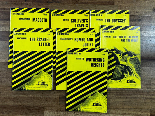 Cliff Notes - Lot of 7 Classic Literature & Fiction - Condition GOOD