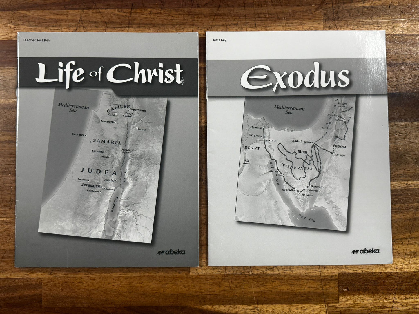 Abeka Exodus and The Life of Christ Keys – Set of 2