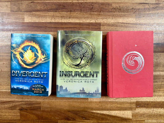LOT of 3 - Divergent / Insurgent / Allegiant SET