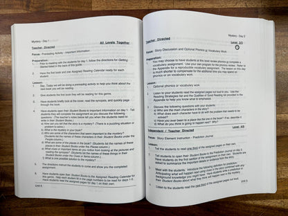 Drawn Into the Heart of Reading Teacher Guide Dakota - Like New