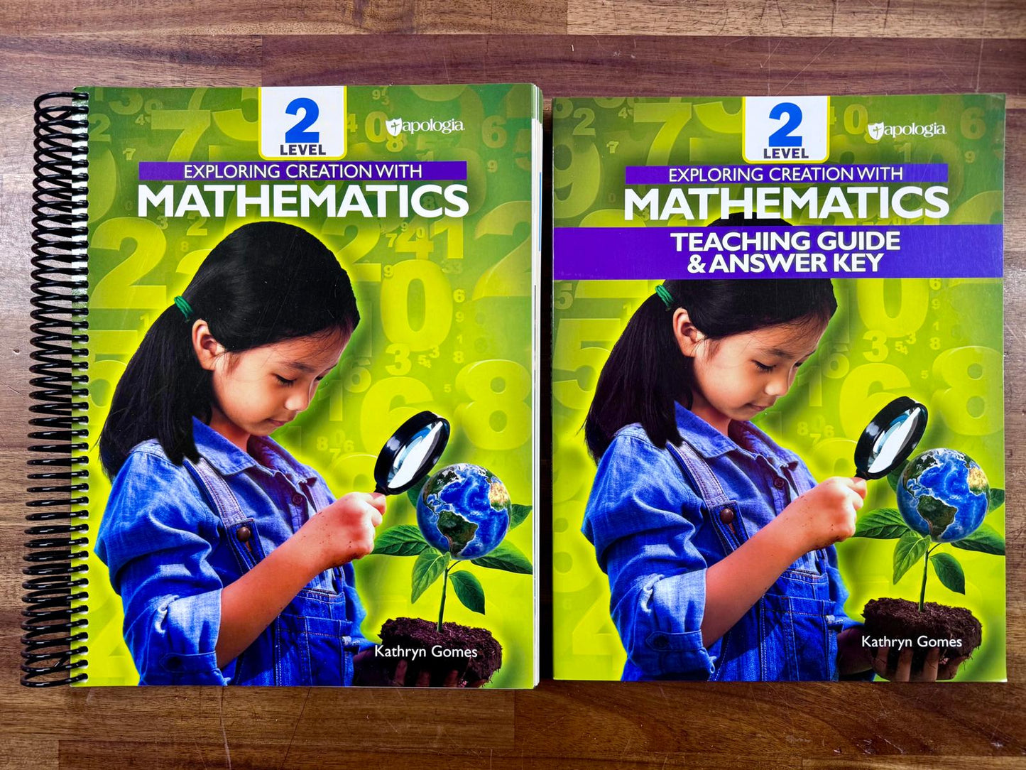 Apologia Exploring Creation w Math Level 2 SET (Like New)