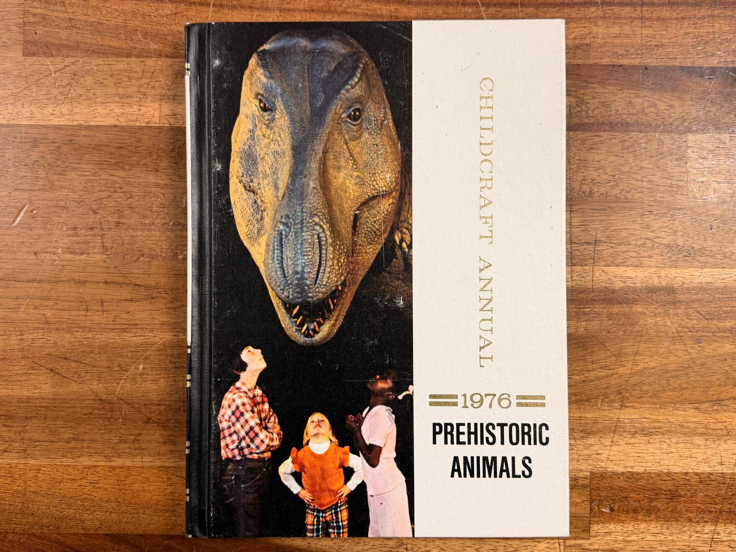Childcraft Annual - 1976 - Prehistoric Animals