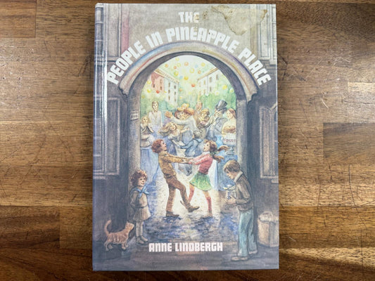 The People in Pineapple Place - Anne Lindbergh (HC, Good)