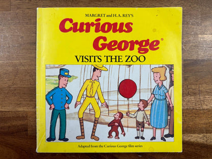 Curious George Visits the Zoo - Margret Rey (Good & Clean)