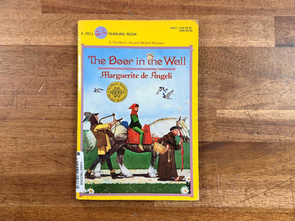 The Door in the Wall by Marguerite de Angeli