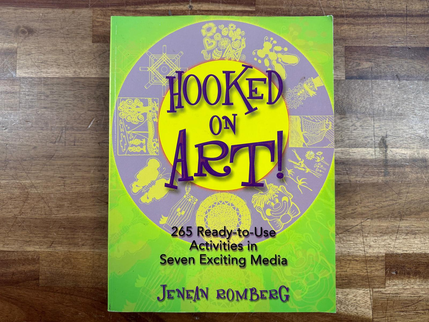 Hooked on Art! : 265 Ready-To-Use Activities... (Good)