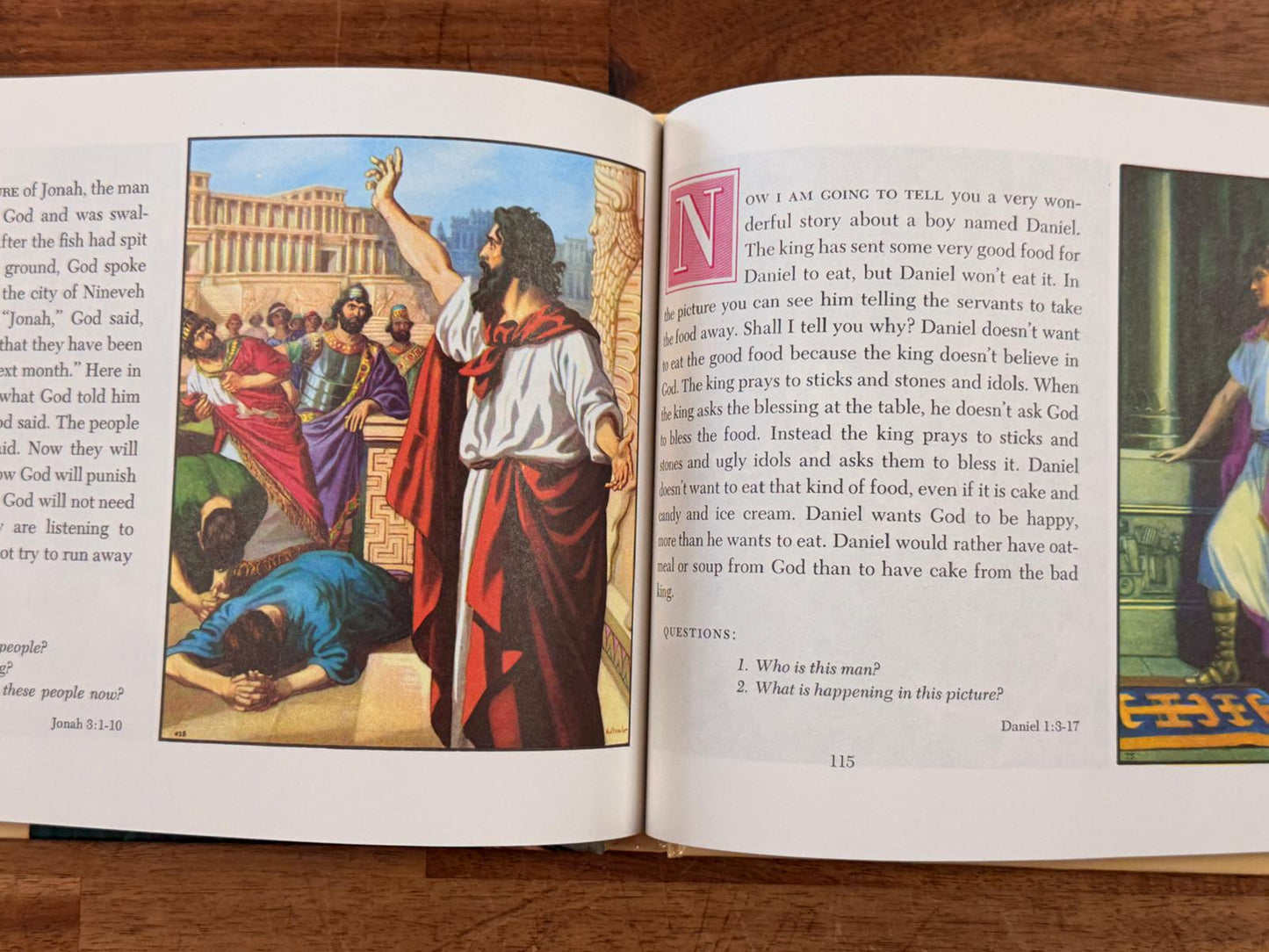 The Bible in Pictures for Little Eyes by Kenneth N. Taylor
