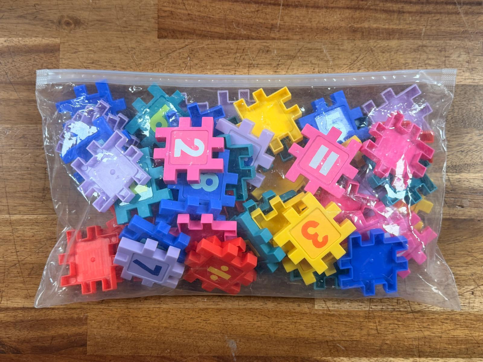 54ct Interlocking Number & Letter Puzzle Pieces