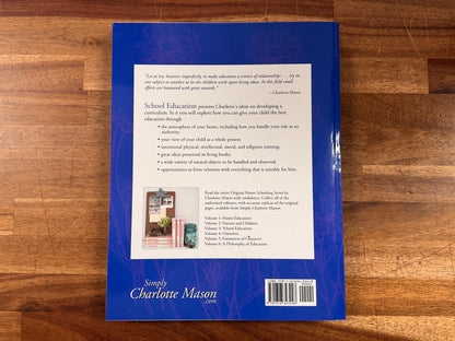 School Education: Volume 3: Developing a Curriculum