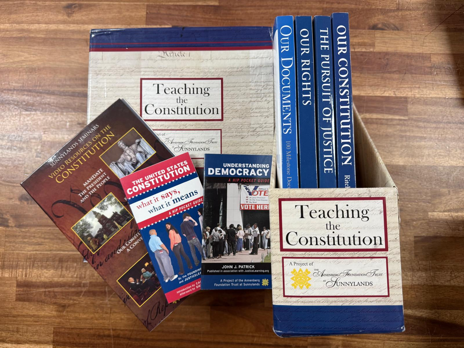 Teaching the Constitution Box Set - Annenberg Foundation