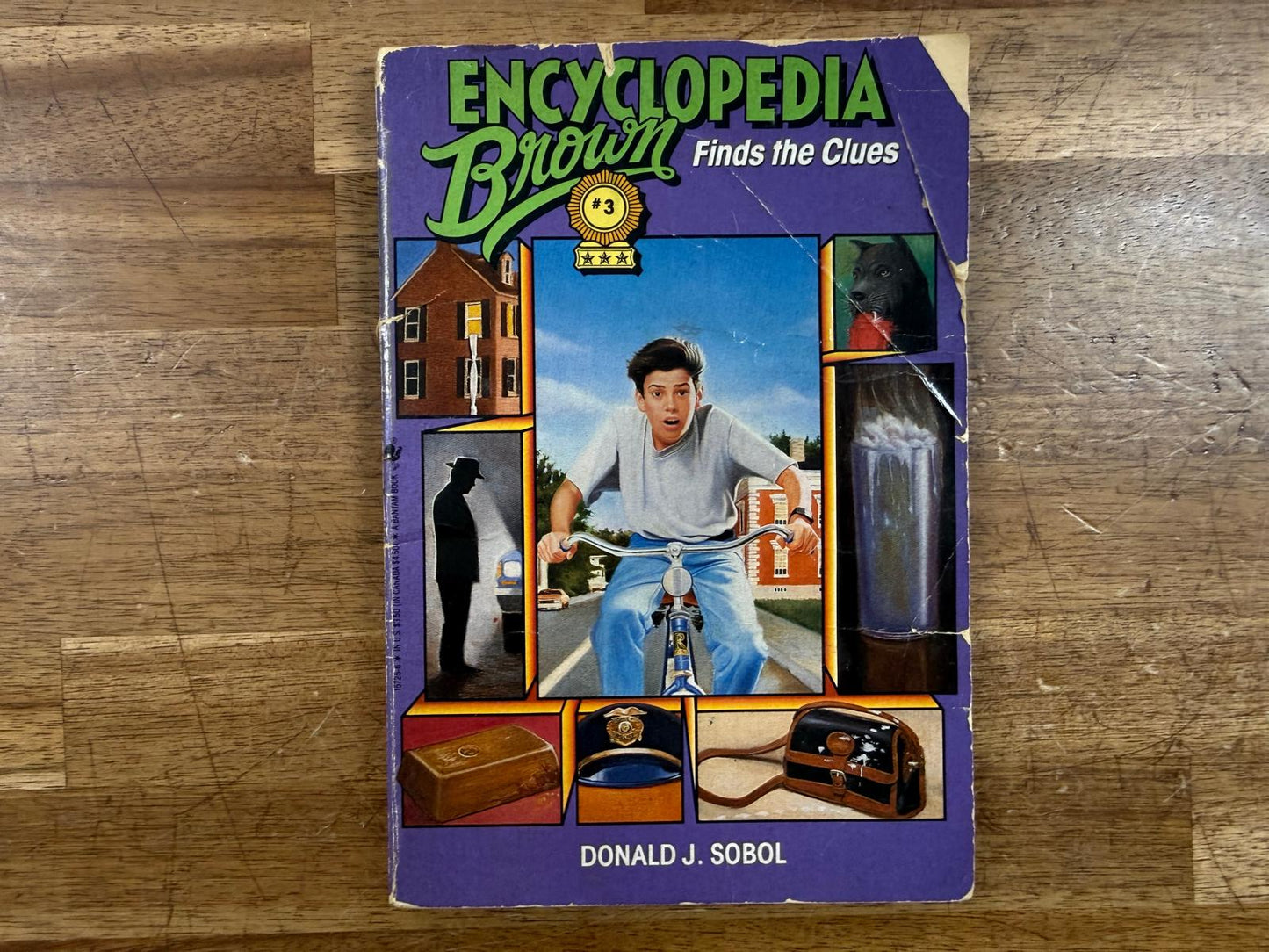 Encyclopedia Brown Finds the Clues - Donald J. Sobol