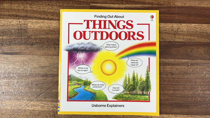 Usborne Science Activities LOT of 4+Finding Things Outdoors