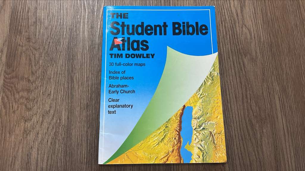 The Student Bible Atlas by Tim Dowley