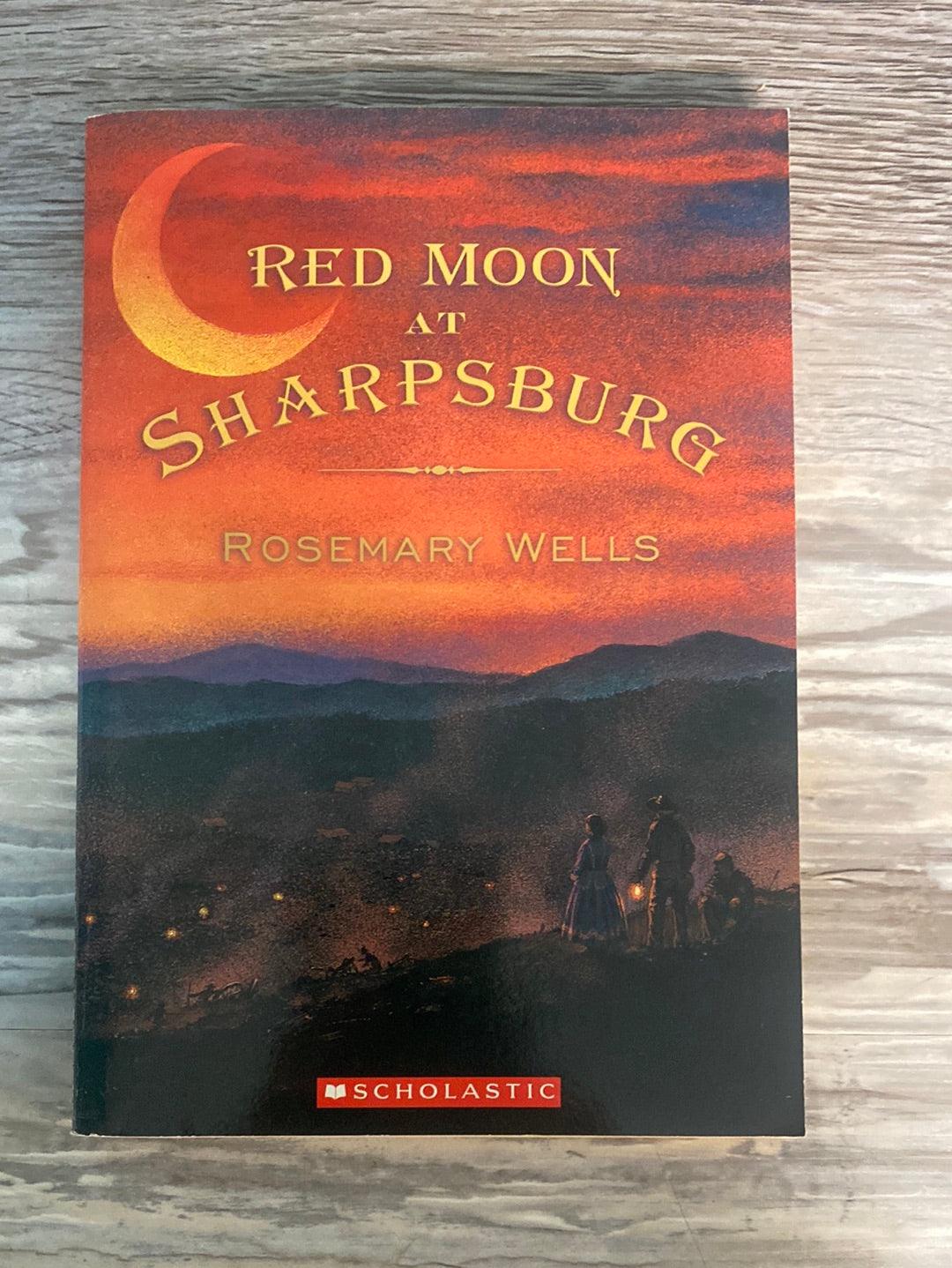 Red Moon At Sharpsburg by Rosemary Wells