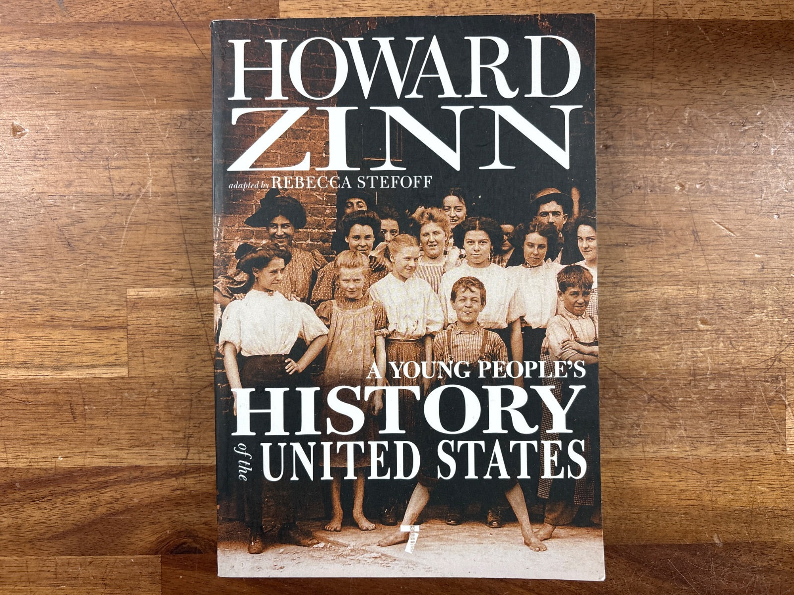A Young People's History of the United States by Howard Zinn — front cover