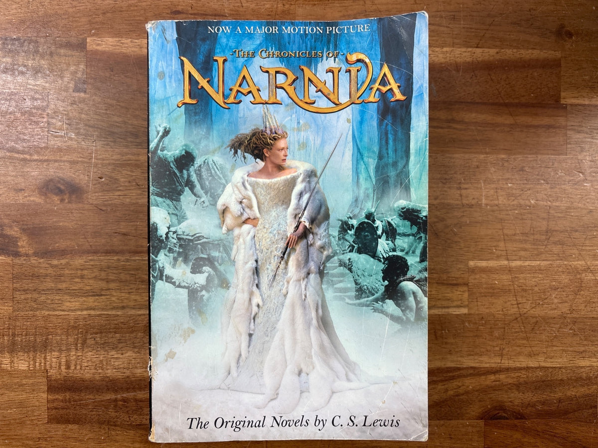 The Chronicles of Narnia Complete 7 Books C.S. Lewis PB — front cover