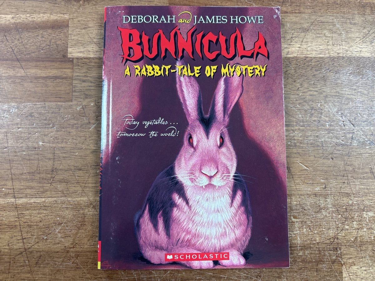 Bunnicula: a Rabbit-Tale of Mystery by Deborah and James Howe — front cover