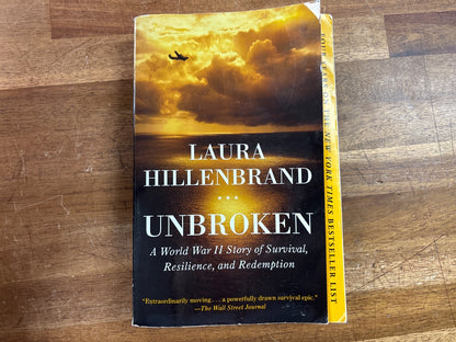 Unbroken by Laura Hillenbrand Wwii Survival Story Paperback — front cover