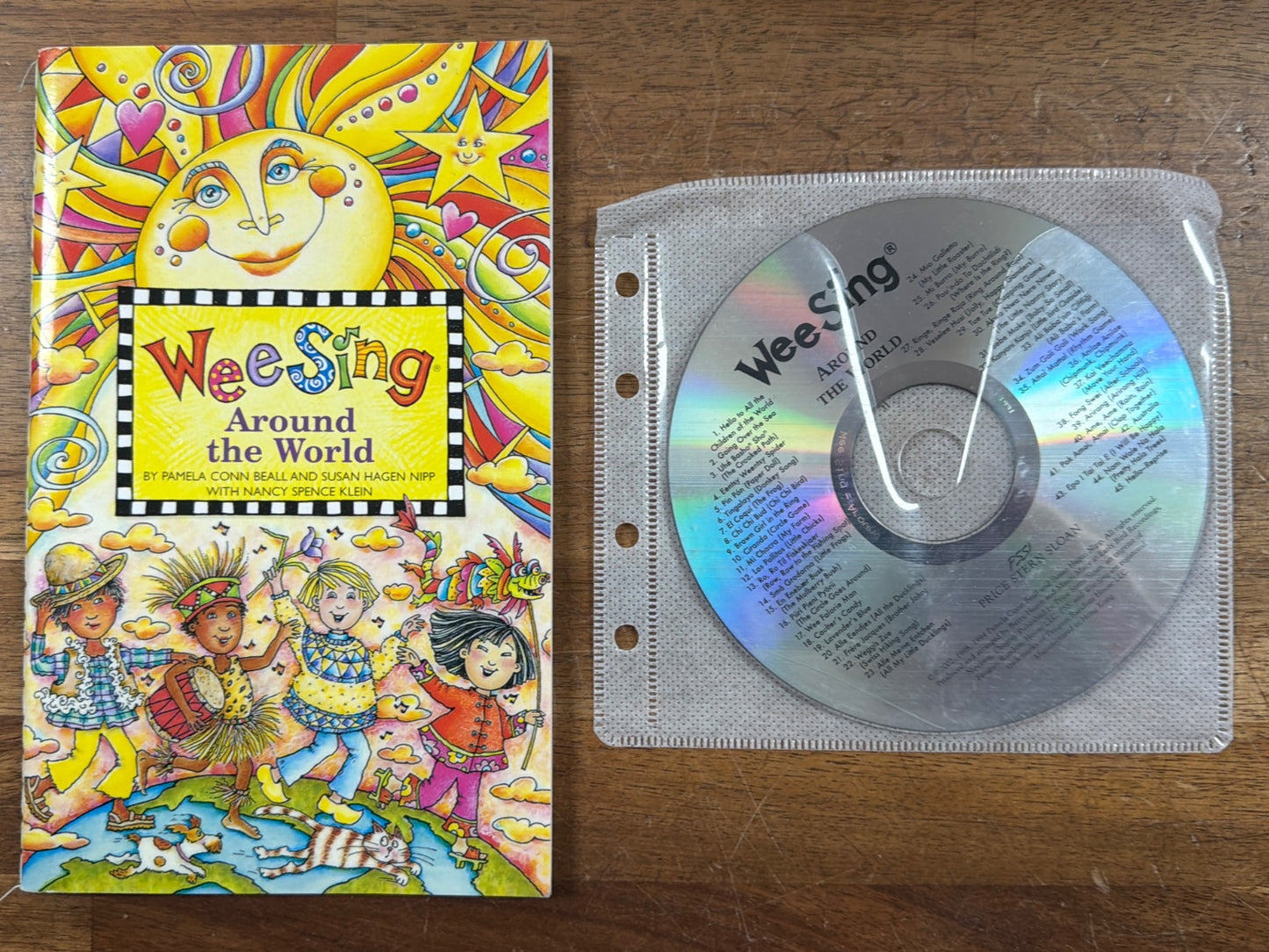 Wee Sing Around the World Book & CD Set - Beall & Nipp