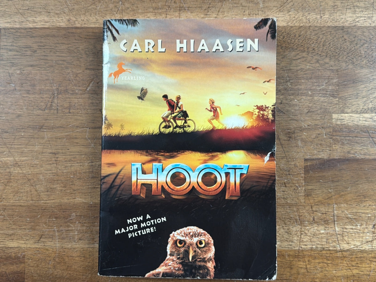 Hoot by Carl Hiaasen Yearling Paperback Novel