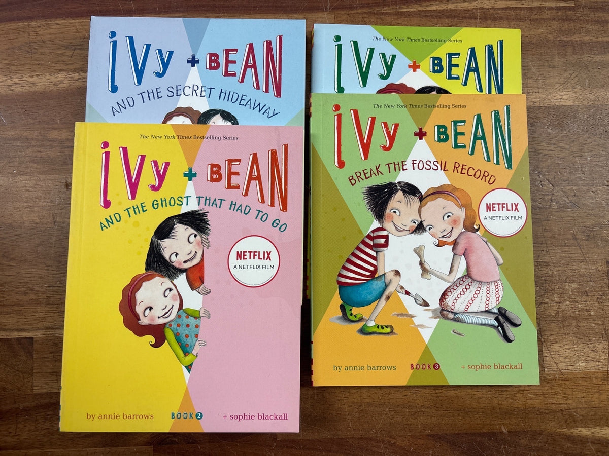 Ivy + Bean Books Set by Annie Barrows Chronicle — front cover