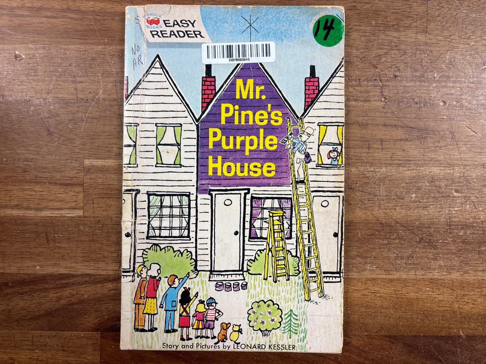 Mr. Pine's Purple House - Wonder Books Easy Reader