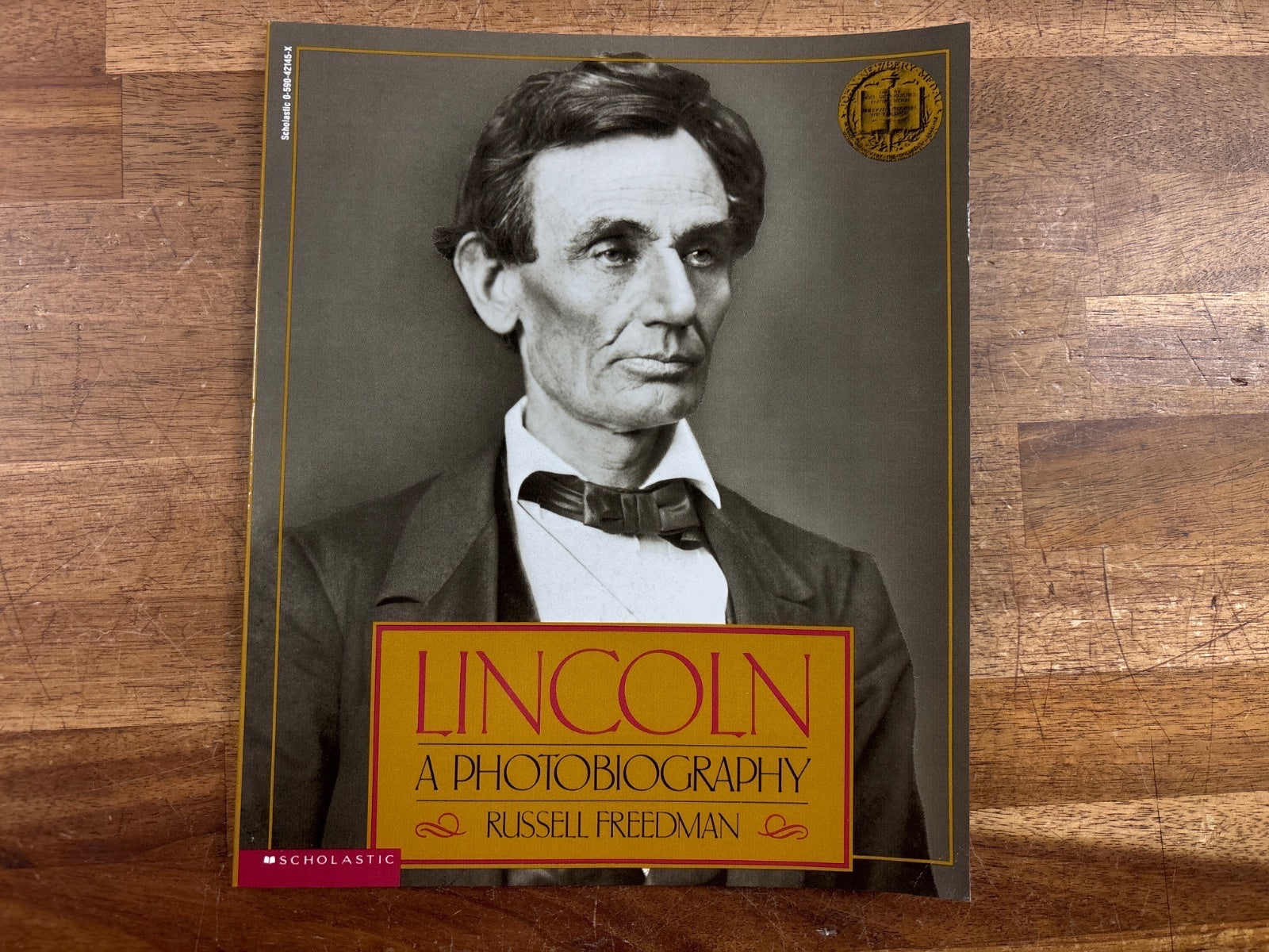 Lincoln: a Photobiography by Russell Freedman - Scholastic — front cover