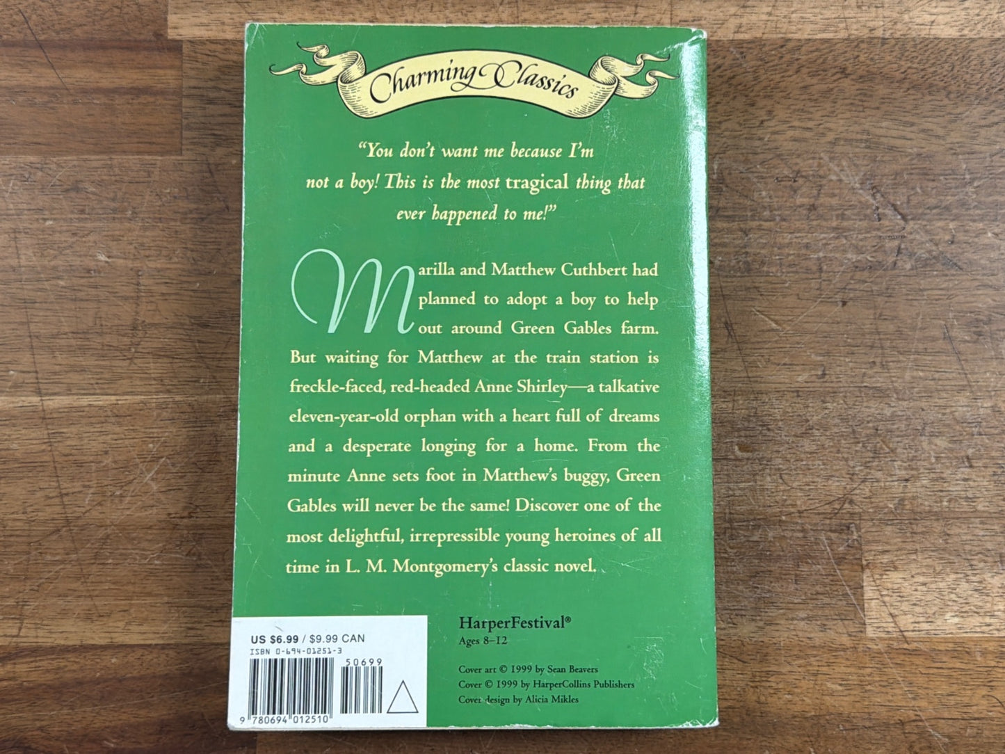Anne of Green Gables by L.M. Montgomery - Charming Classics