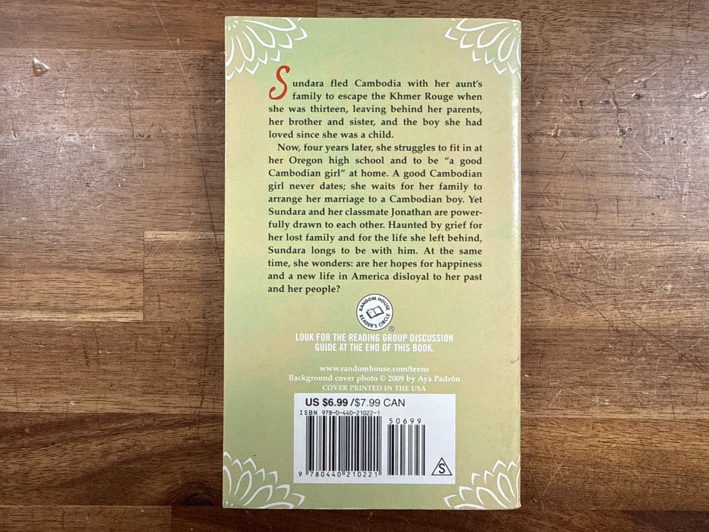 Children of the River by Linda Crew - Paperback Novel