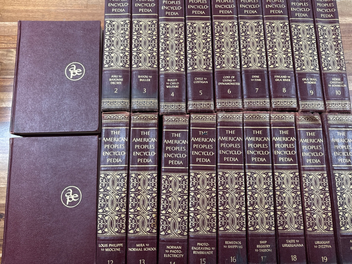 The American Peoples Encyclopedia Complete 20-Vol Set Leather HC — photo 4 of 5
