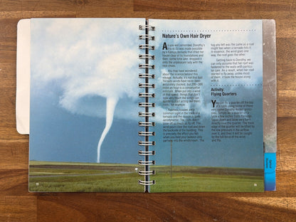 Explorabook: a Kids' Science Museum in a Book - Klutz