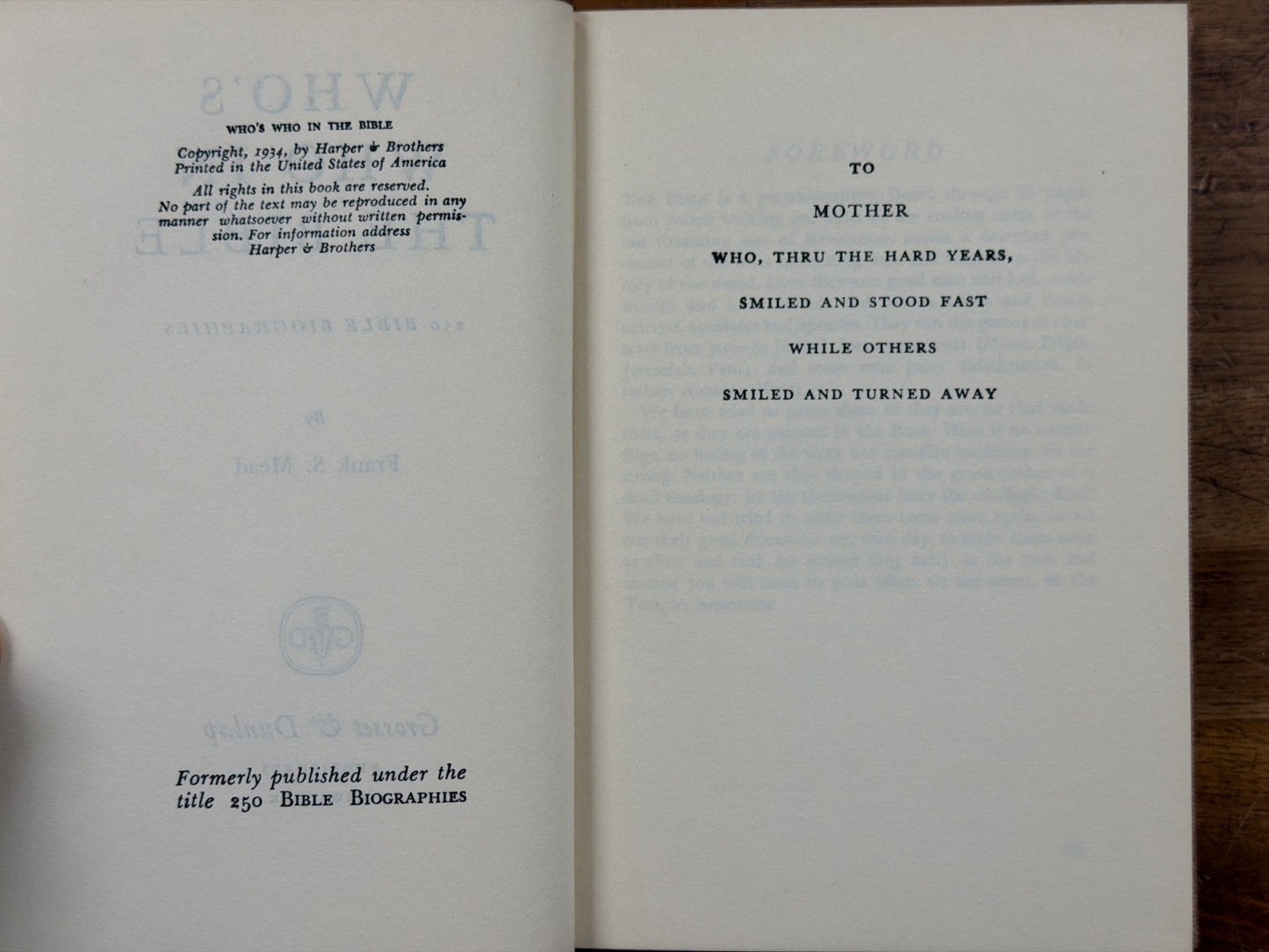 Who's Who in the Bible: 250 Bible Biographies by Mead