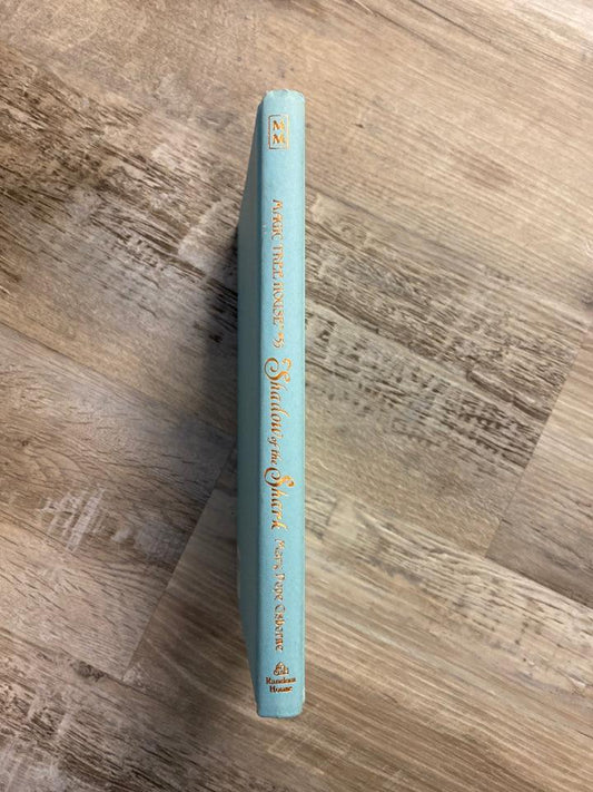 Magic Tree House #53, Shadow of the Shark