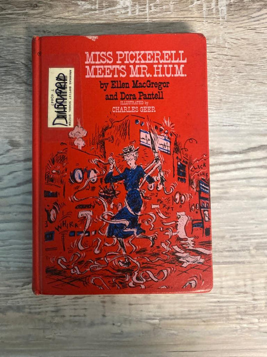 Mrs Pickerell Meets Mr. H.U.M.  by Ellen MacGregor
